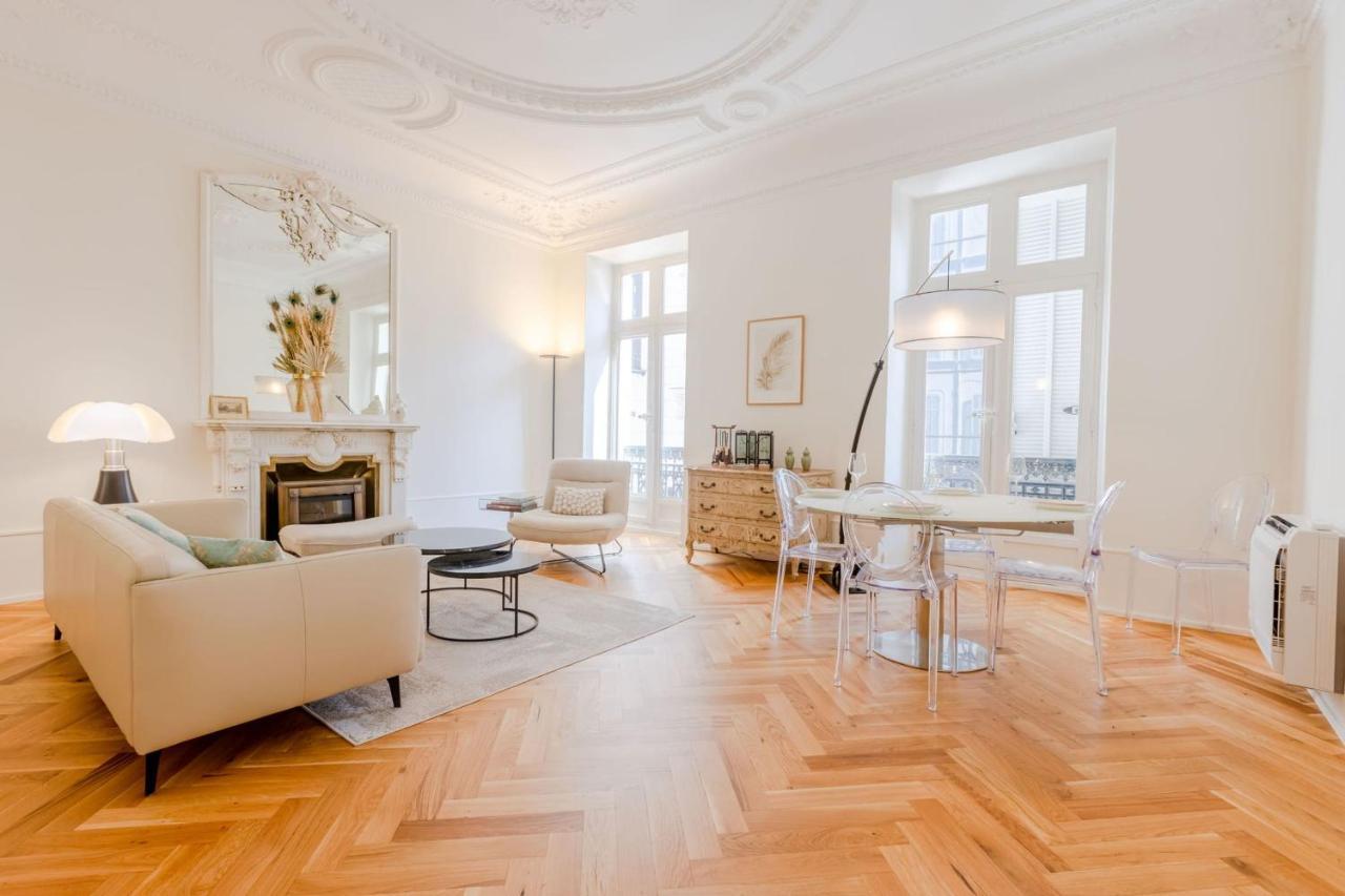 Apartment Heart Of 3-br Only 100m From The Palais Des Festivals