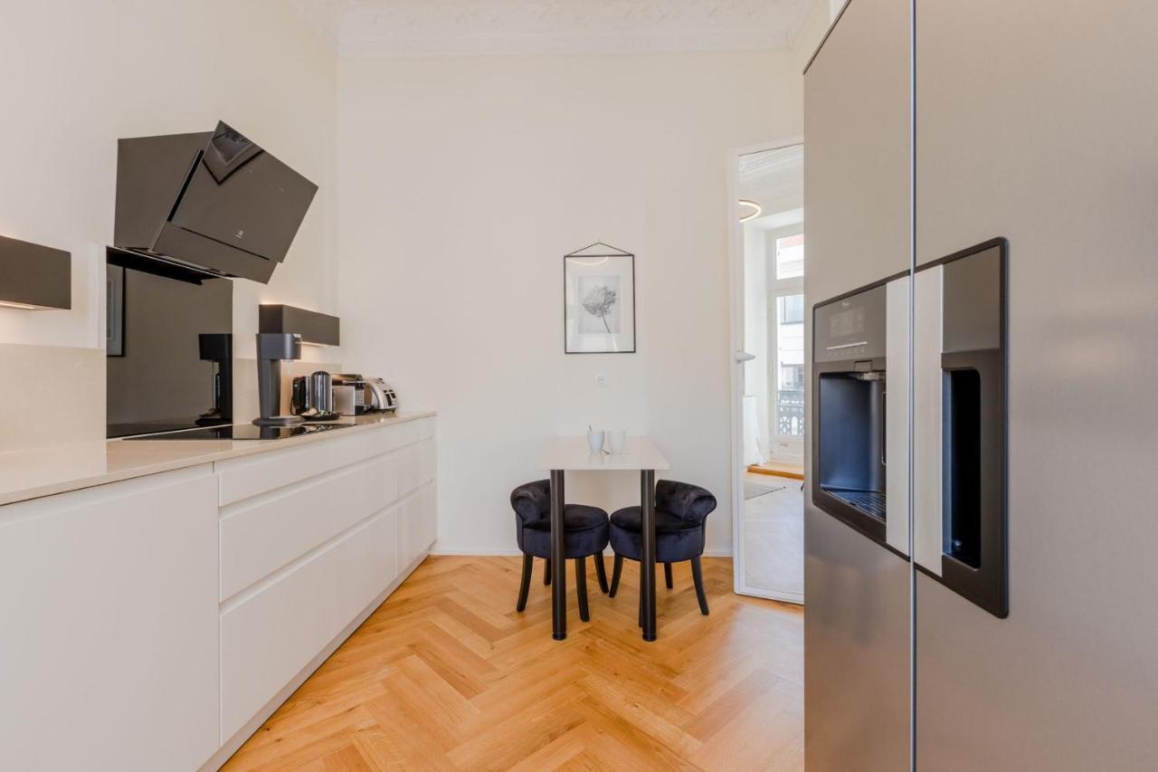 Heart Of 3-br Only 100m From The Palais Des Festivals Cannes
