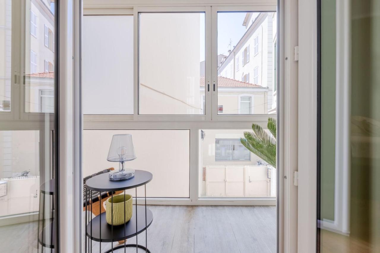 Apartment Heart Of 3-br Only 100m From The Palais Des Festivals